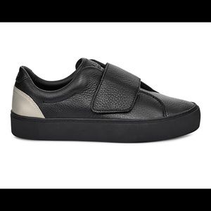 UGG  AUSTRALIA Neri Sneakers New Never worn